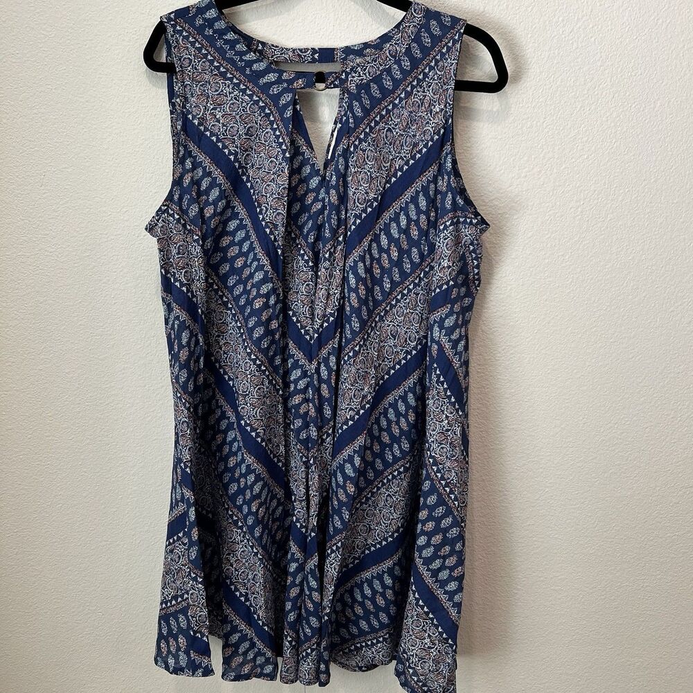 Umgee-M-Blue with White Handkerchief Paisley Print Sleeveless Swing Dress Sz L